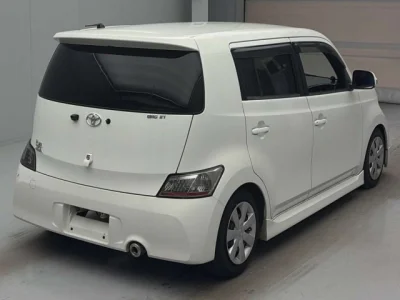 Toyota bB
