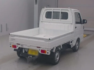 Nissan NT100 Clipper