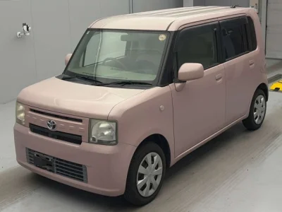 Toyota Pixis Space