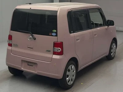 Toyota Pixis Space