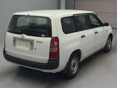 Toyota Succeed
