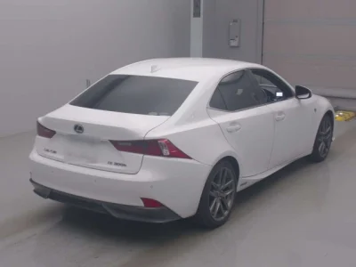 Lexus IS300h
