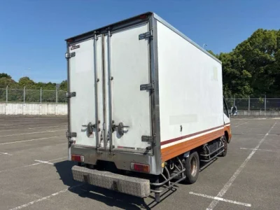 Hino DUTRO