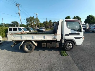 Mitsubishi Fuso Canter