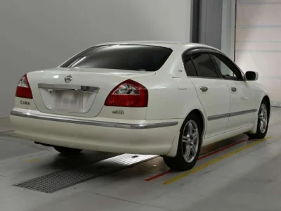 Nissan CIMA