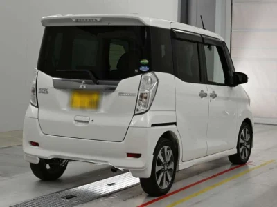 Mitsubishi EK X SPACE