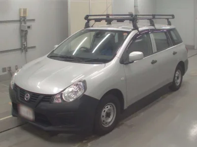 Nissan AD