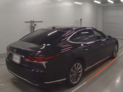 Lexus LS500h