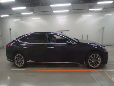 Lexus LS500h