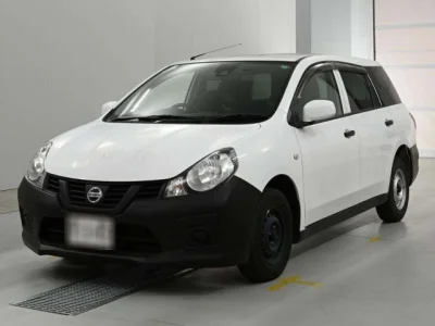 Nissan AD