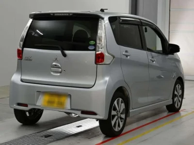 Mitsubishi EK CUSTOM