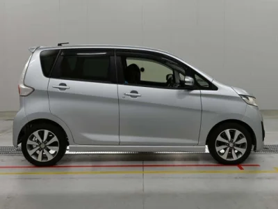 Mitsubishi EK CUSTOM