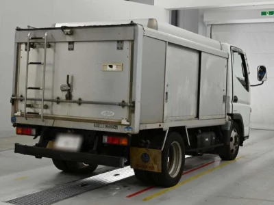 Mitsubishi Fuso Canter