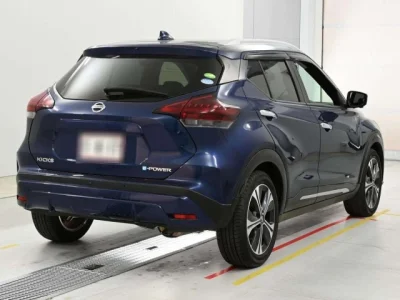 Nissan KICKS