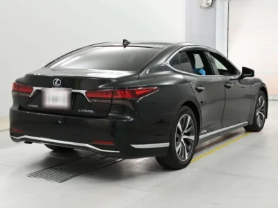 Lexus LS500h