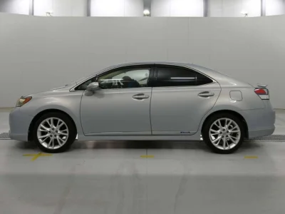 Lexus HS250h