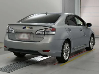 Lexus HS