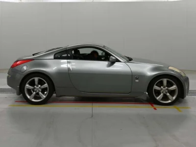 Nissan FAIRLADYZ