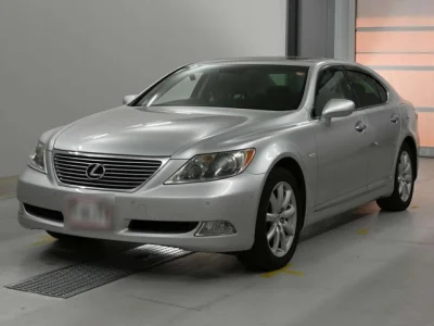 Lexus LS460L
