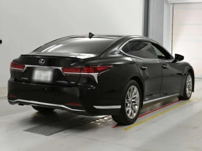 Lexus LS500h