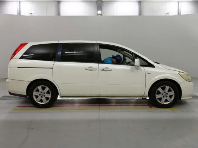 Nissan PRESAGE