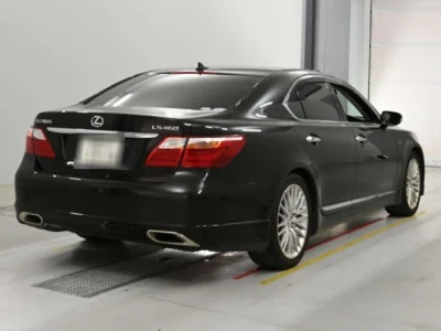 Lexus LS460L