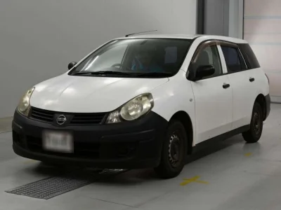 Nissan AD