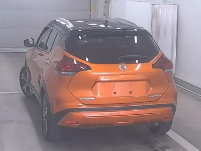 Nissan KICKS