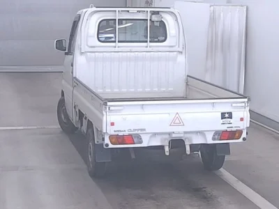 Nissan CLIPPER TRUCK