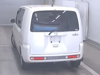 Honda Mobilio Spike