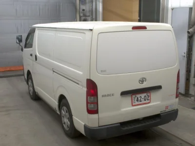 Toyota HiAce Van