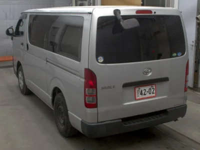 Toyota HiAce Van