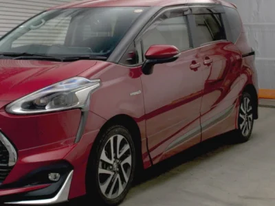 Toyota Sienta
