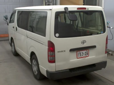 Toyota HiAce Van