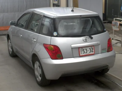 Toyota Ist