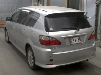 Toyota Ipsum