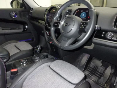 MINI Crossover