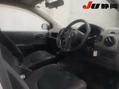 Nissan AD