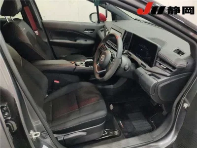 Nissan Aura