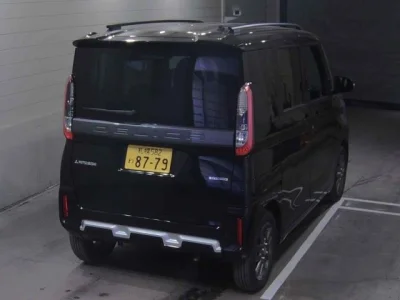 Mitsubishi Delica Mini