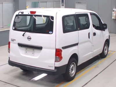 Nissan NV200