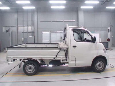 Toyota TownAce Truck