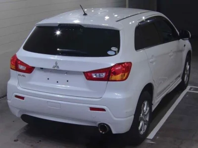 Mitsubishi RVR