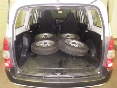 Toyota Succeed