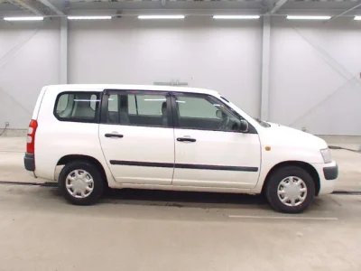 Toyota Succeed