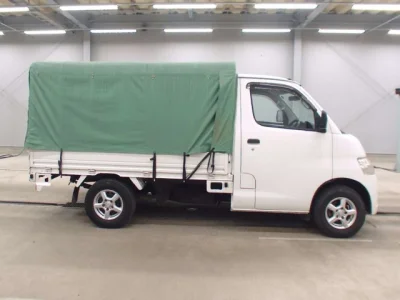 Toyota Lite Ace Truck