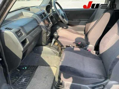 Mitsubishi Pajero Mini