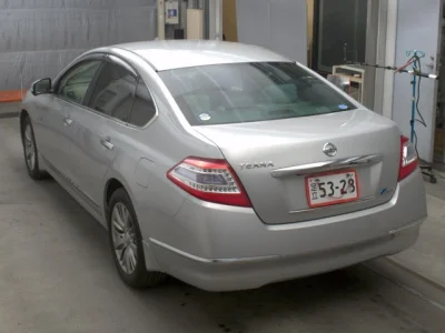 Nissan TEANA