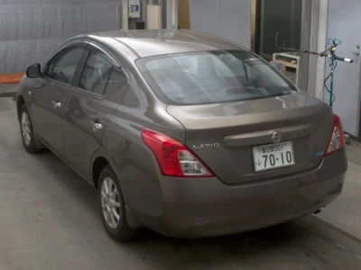 Nissan TIIDA LATIO