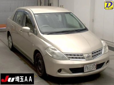 Nissan TIIDA LATIO